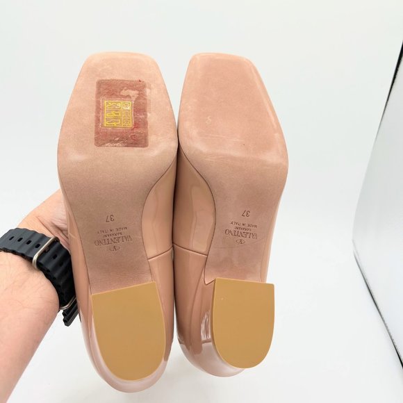 Valentino Garavani Patent Leather Ankle Strap Pumps w Valentino VLOGO Charm - Picture 9 of 11